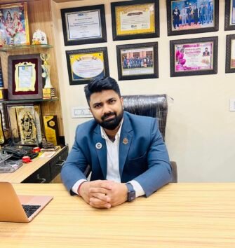 MANAGING DIRECTOR